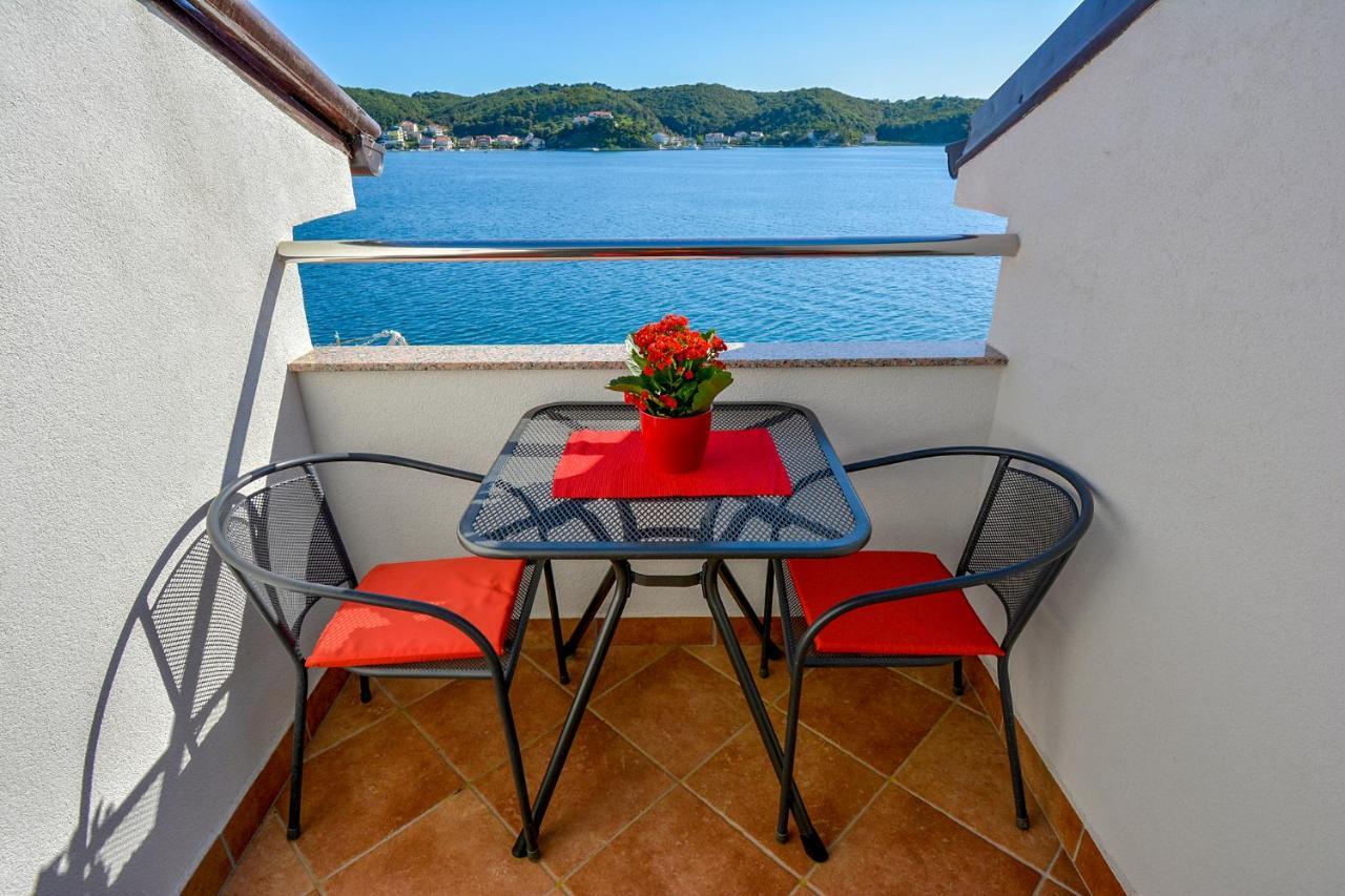 Apartmani Andela Kordic Supetarska Draga Extérieur photo