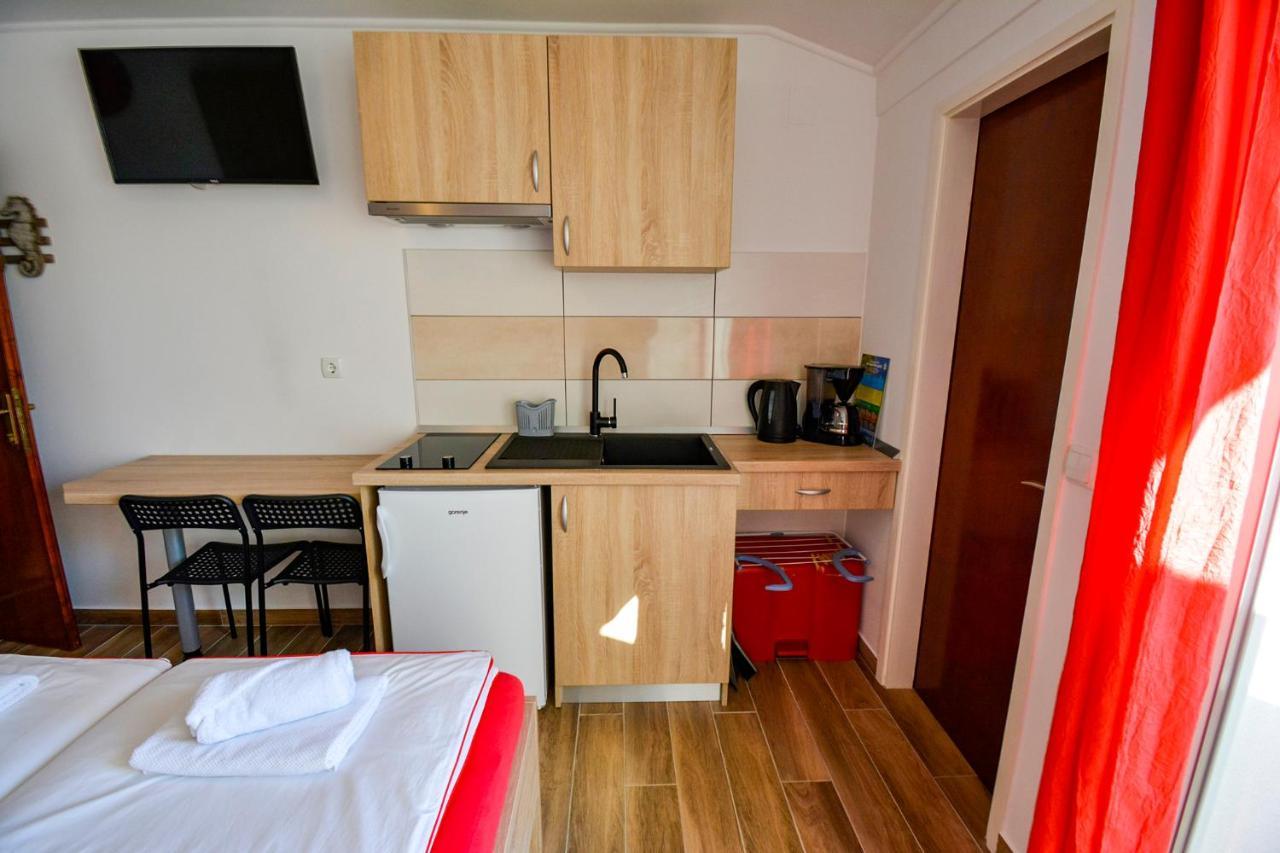 Apartmani Andela Kordic Supetarska Draga Extérieur photo