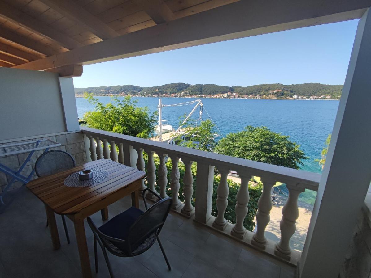 Apartmani Andela Kordic Supetarska Draga Extérieur photo