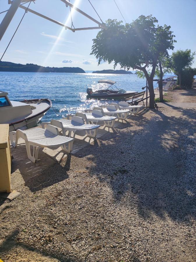 Apartmani Andela Kordic Supetarska Draga Extérieur photo