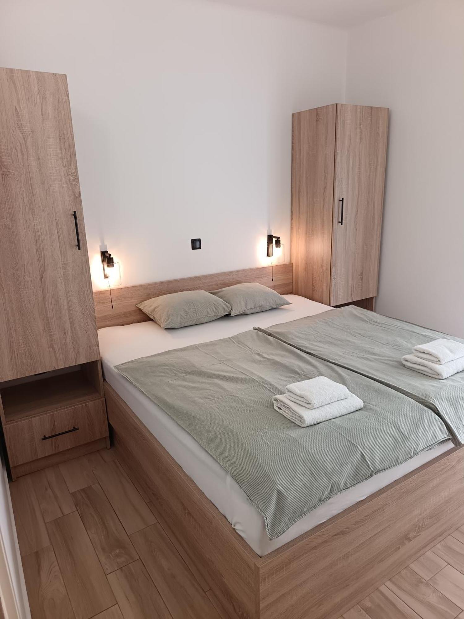 Apartmani Andela Kordic Supetarska Draga Extérieur photo