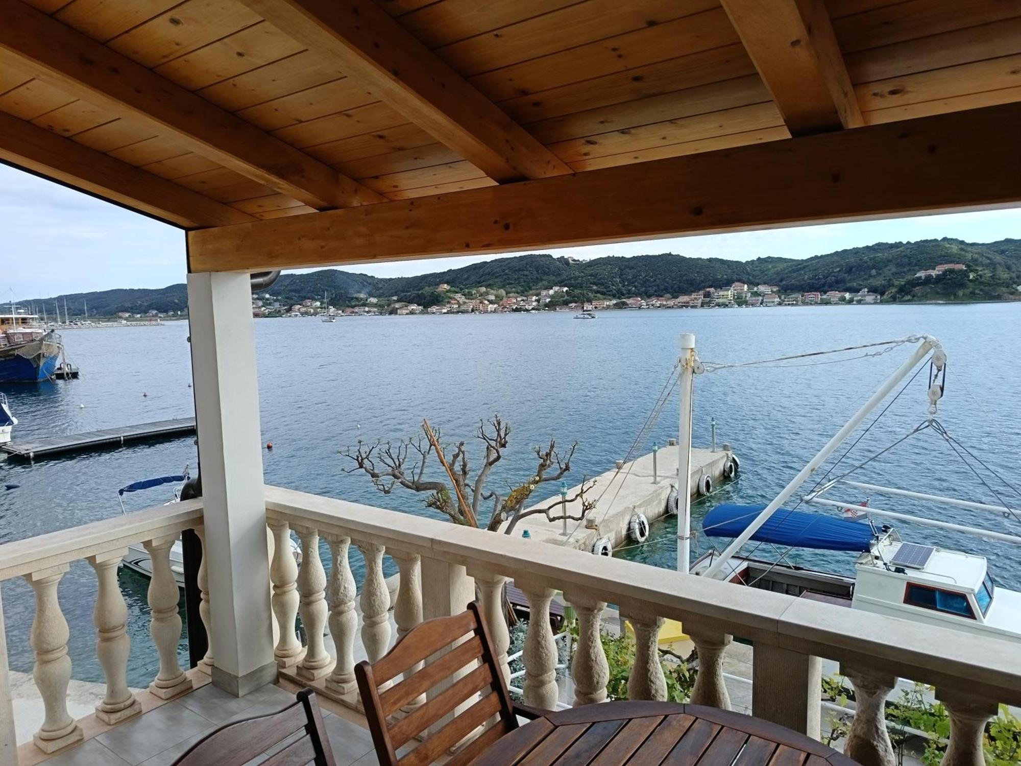 Apartmani Andela Kordic Supetarska Draga Extérieur photo